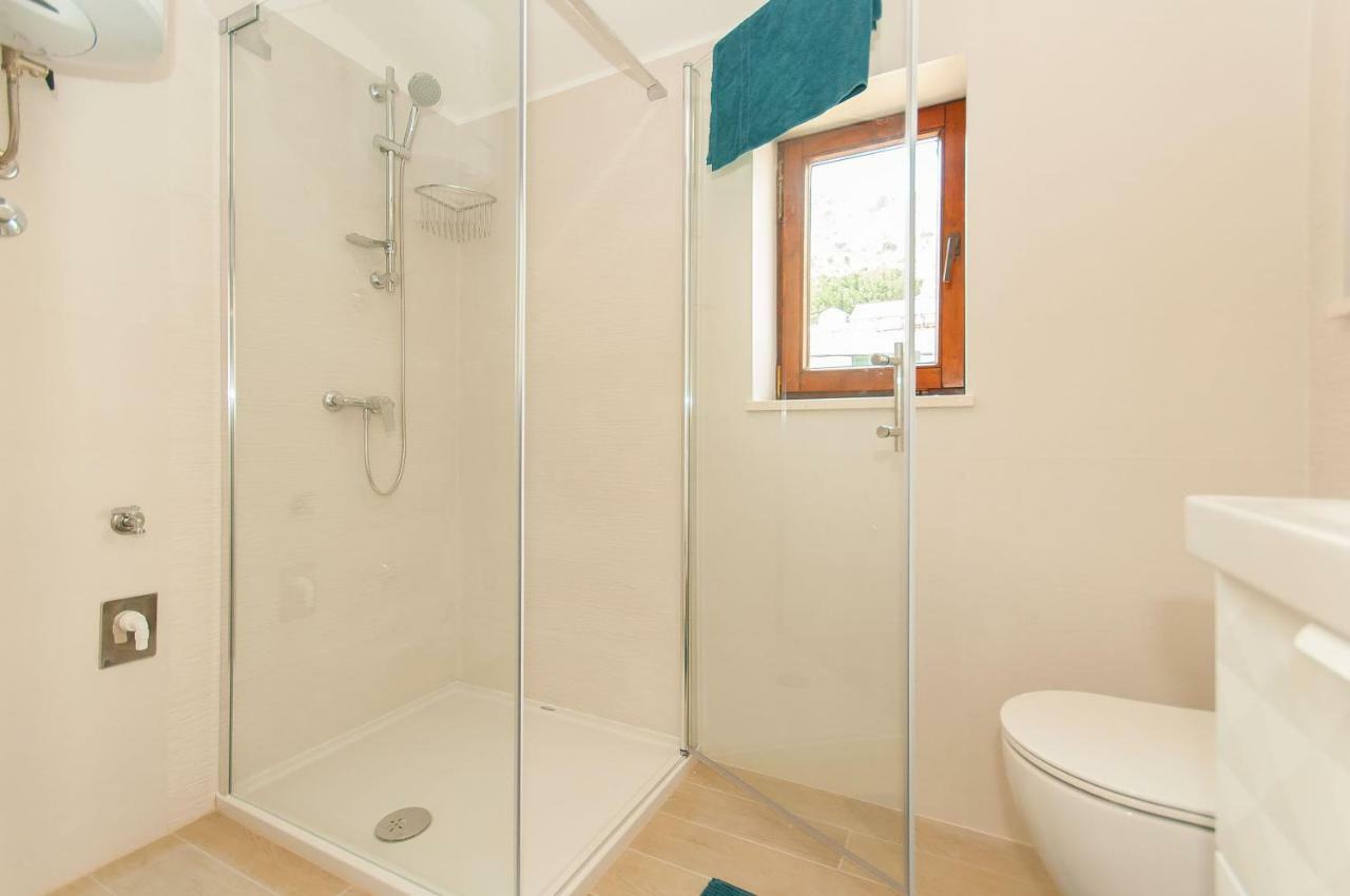 Ante Apartments Duće Εξωτερικό φωτογραφία