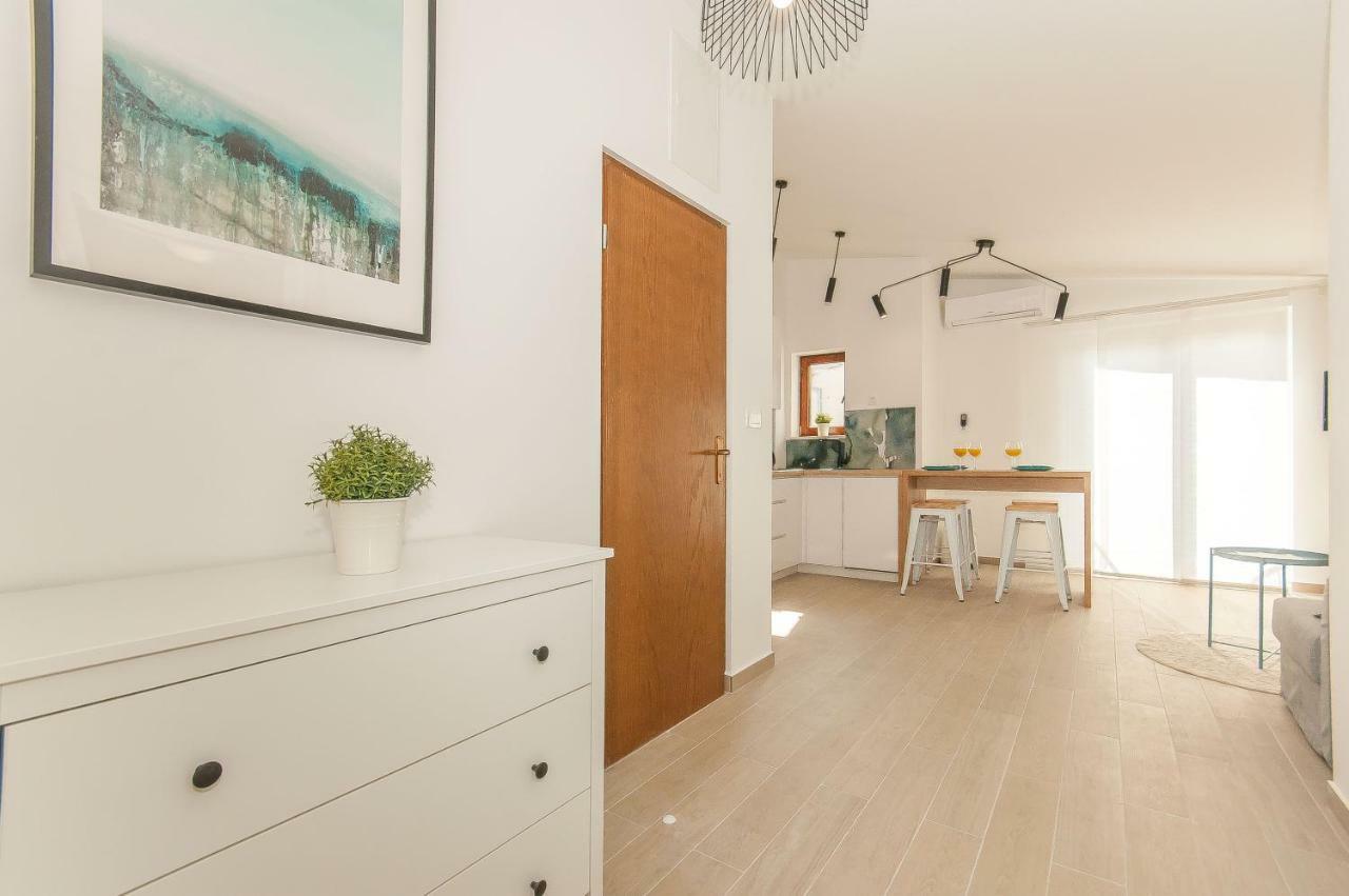 Ante Apartments Duće Εξωτερικό φωτογραφία